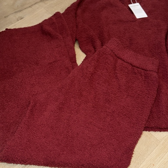 Burgundy  teddy Knit Two-Piece Set - Picture 8 of 8